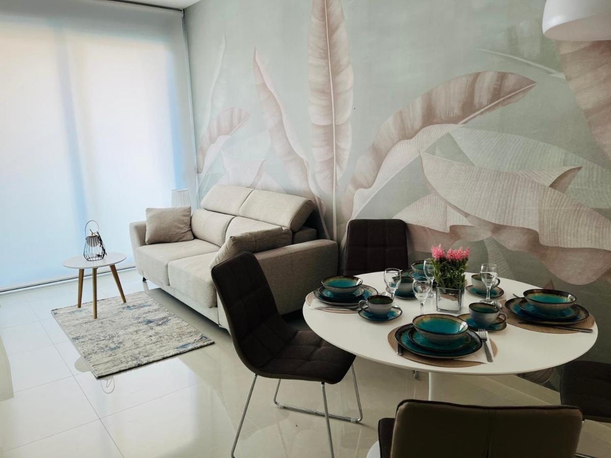 New 2022 Casanovas-Apartment Torrevieja Center エクステリア 写真